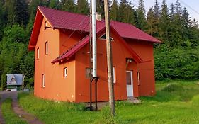Мамина Хата